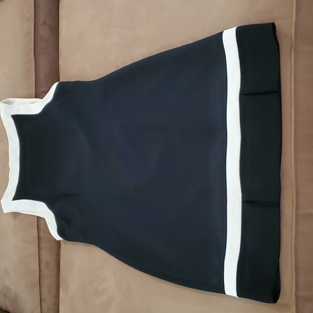 Amanda Smith Black and White Sleeveless Dress, Size 8P